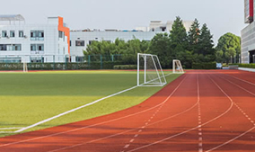 室外塑膠跑道耐用嗎